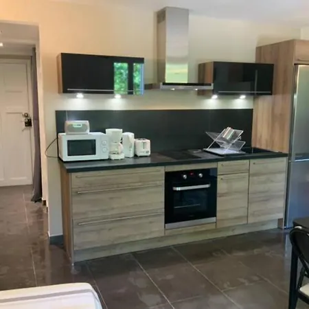 Appartement Centre Historique De - Face à La Mairie Fréjus