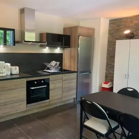 Appartement Centre Historique De - Face à La Mairie Fréjus